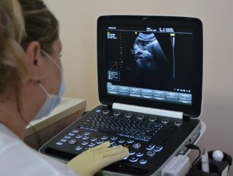 В Кузбассе обеспечили индивидуальное медицинское сопровождение беременным женам участников СВО