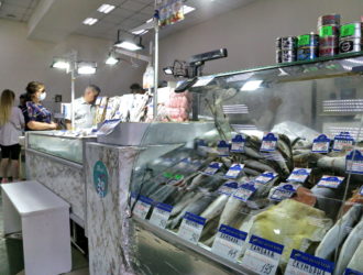 За неделю в Кузбассе подорожали курица, рыба и рис