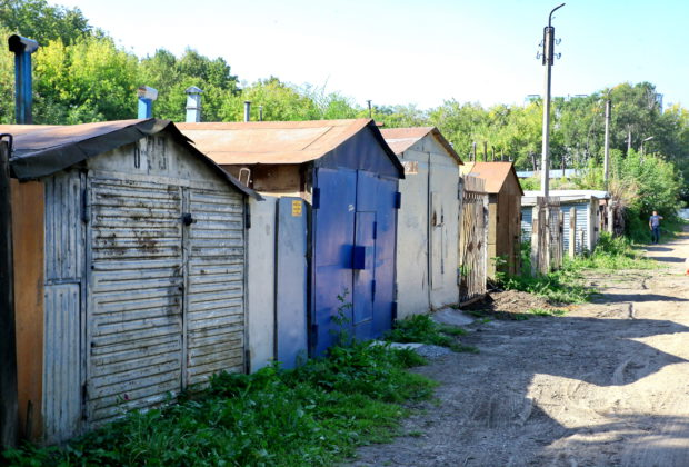 В центре Кемерова снесут больше десятка гаражей