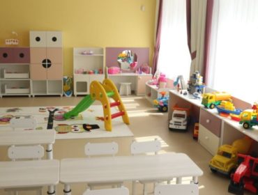 В детских садах сокращается число воспитателей, но растёт количество специалистов
