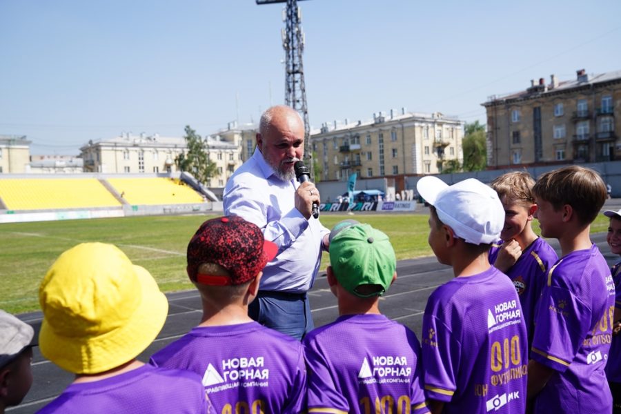 Сергей Цивилев поприветствовал участников проекта «1000 юных футболистов» в Кузбассе