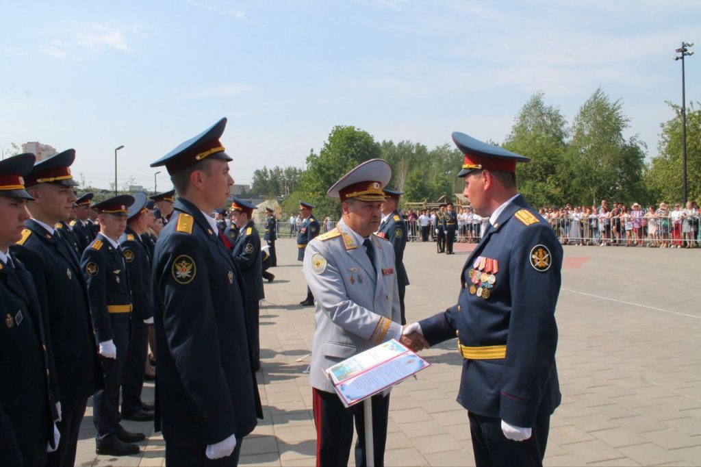 40 молодых сотрудников ГУФСИН Кузбасса торжественно приняли присягу