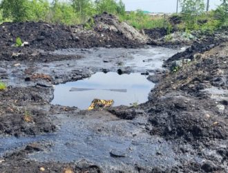 В Анжеро-Судженске обнаружили мазутные озёра. Прокуратура организовала проверку