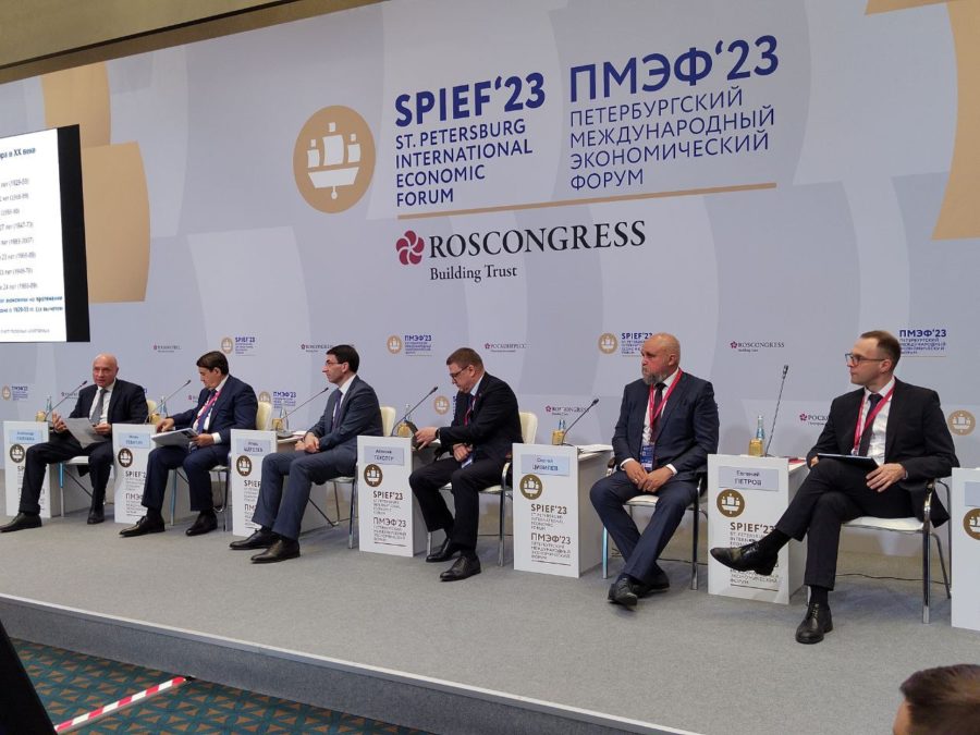 Председатель Совета МАСС Сергей Цивилев заключил на ПМЭФ-2023 соглашение о модернизации систем освещения в СФО