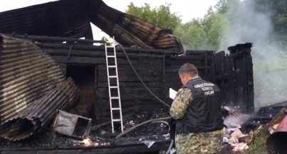 В Кемерове загорелся частный дом