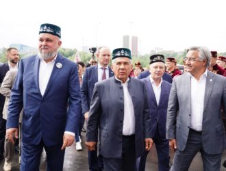 Сергей Цивилев и Рустам Минниханов поздравили участников Сабантуя в Кузбассе