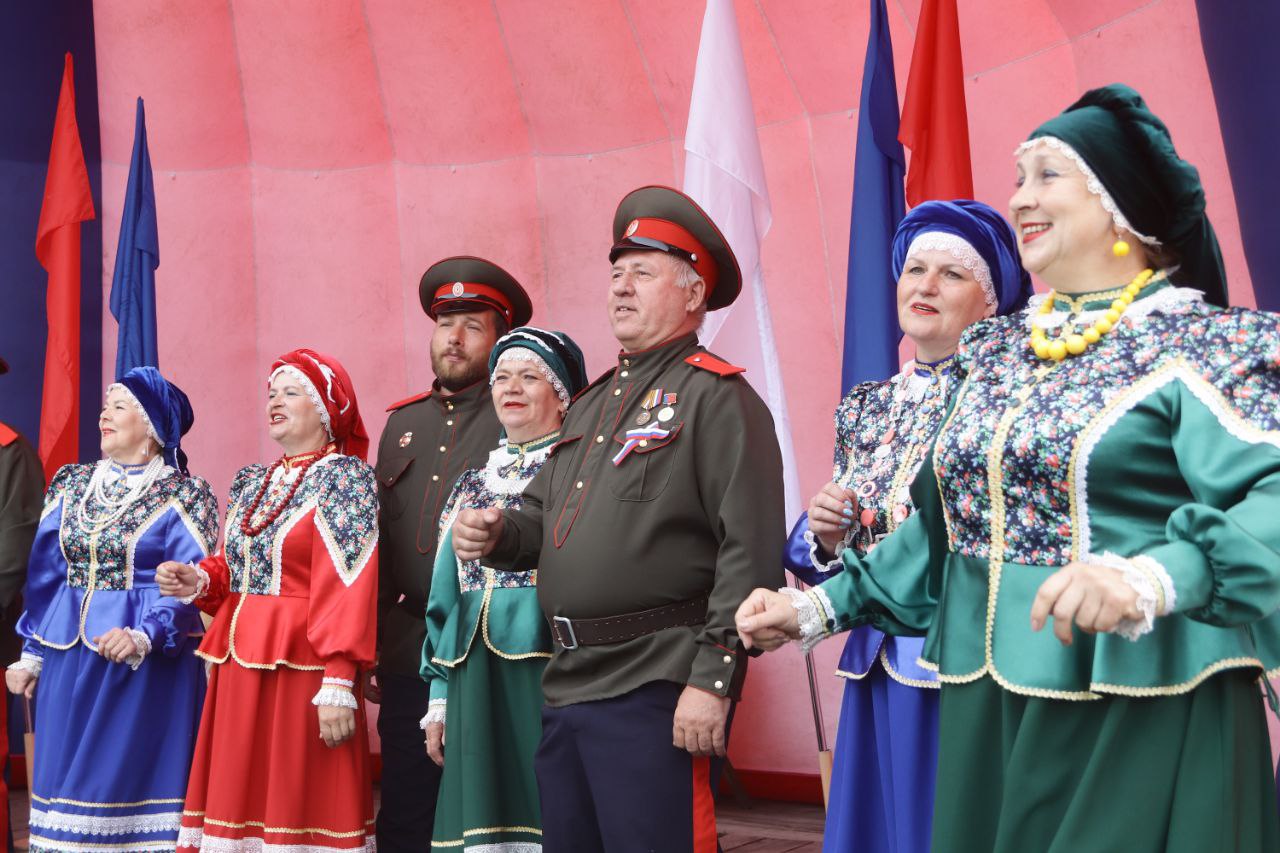 В Кузбассе продолжаются заключительные концерты муниципального этапа фестиваля «ПесниZaРодину»