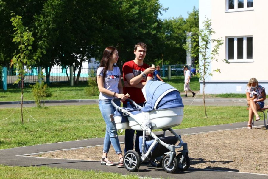 Опубликован рейтинг благосостояния семей в России: столицы в лидерах 