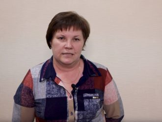 Заведующая отделением Центра соцобслуживания поддержала участников СВО