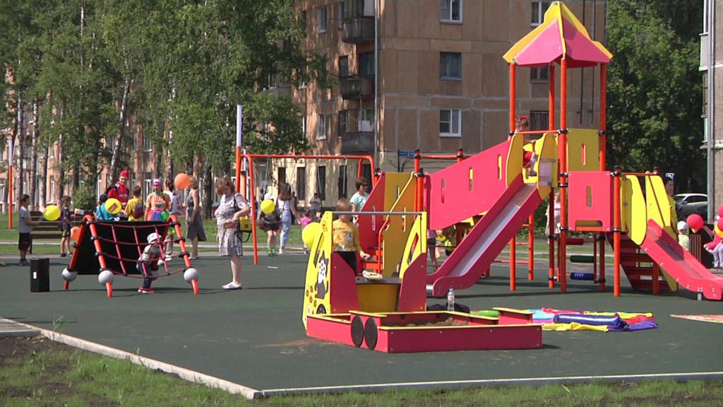 В Новокузнецке открыли обновленный сквер имени Н. Клименко
