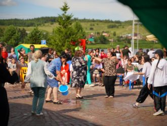 В Гурьевском округе армянский праздник Вардавар превратился в фестиваль национальных культур