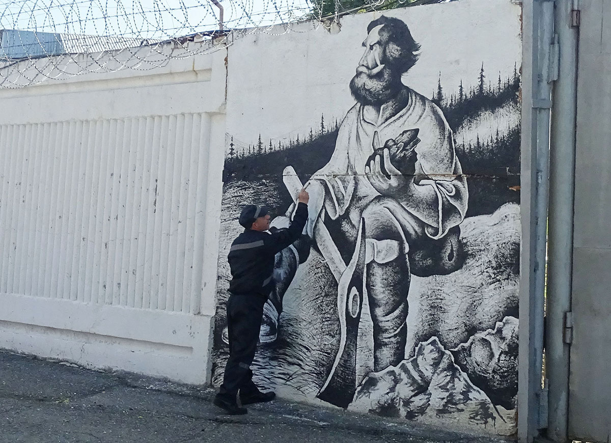 Кемеровские заключенные подготовили арт-объект ко дню шахтёра