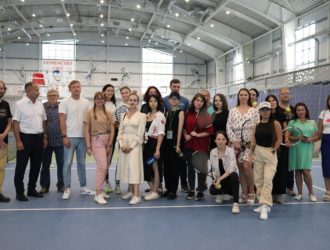 Драйвовая поездка на квадроцикле, игра в бадминтон и виртуальный мир: кузбасские журналисты оценили спортивные объекты Кемерова
