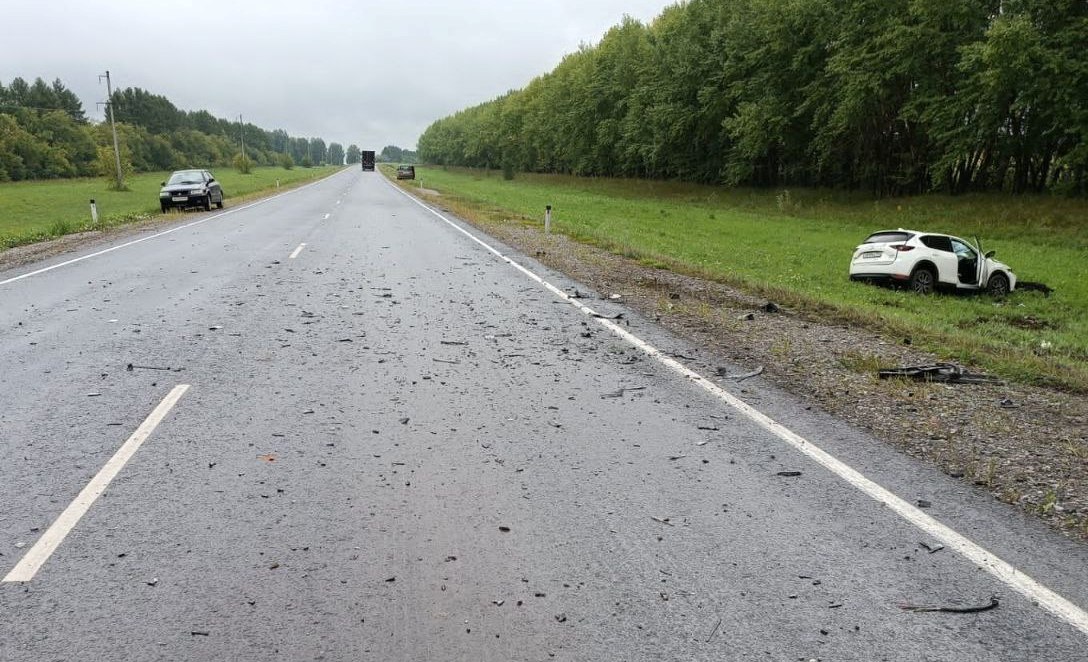 Один человек погиб, трое травмированы: в Ленинск-Кузнецком округе произошло ДТП