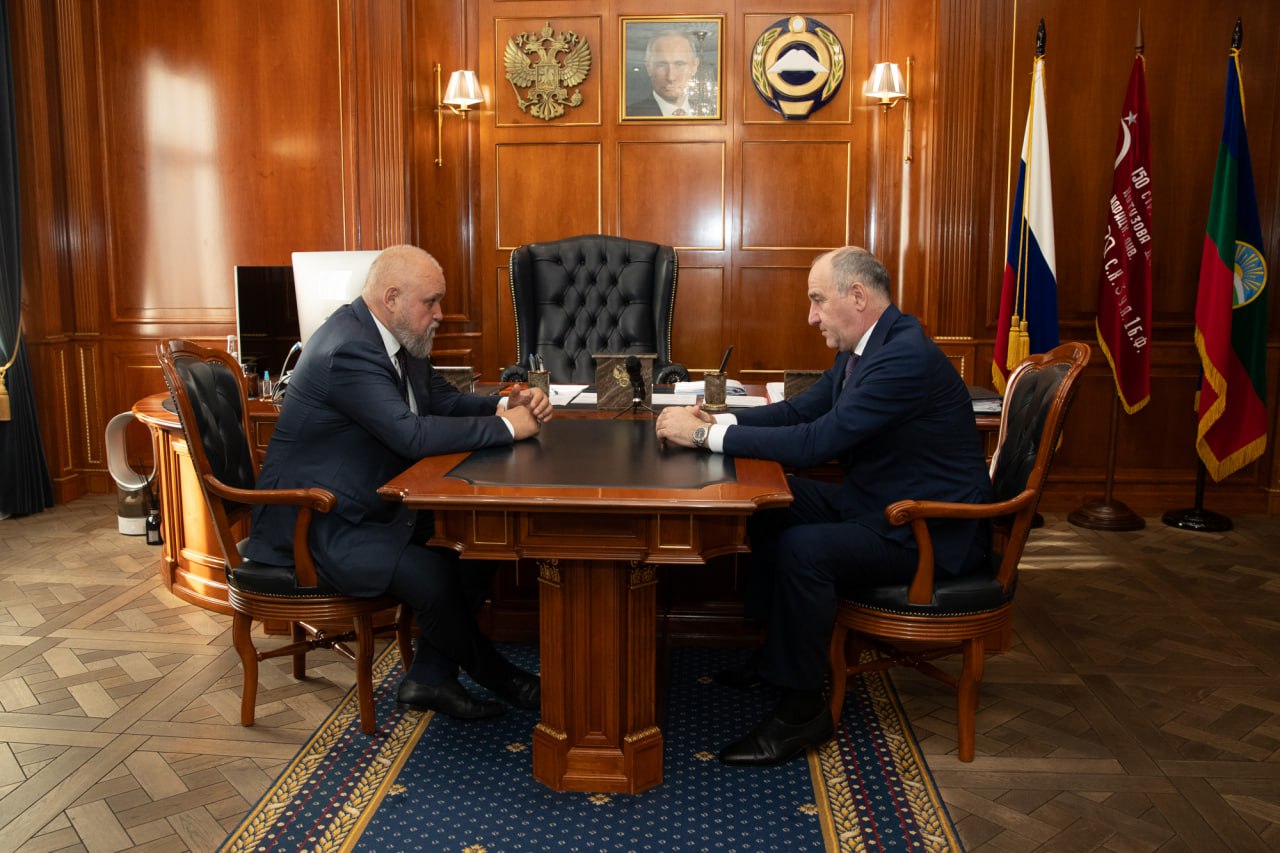 Сергей Цивилев провел рабочую встречу с главой Карачаево-Черкесии Рашидом Темрезовым