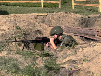 Военнослужащие военной службы по призыву ЦВО уничтожили условного противника в ходе занятий на полигоне в Кемеровской области