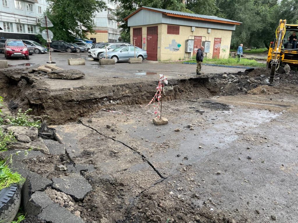 Новокузнечане высказывают беспокойство:  успеют ли энергетики к отопительному сезону доделать ремонт?