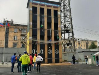 В Новокузнецке проходят областные соревнования огнеборцев