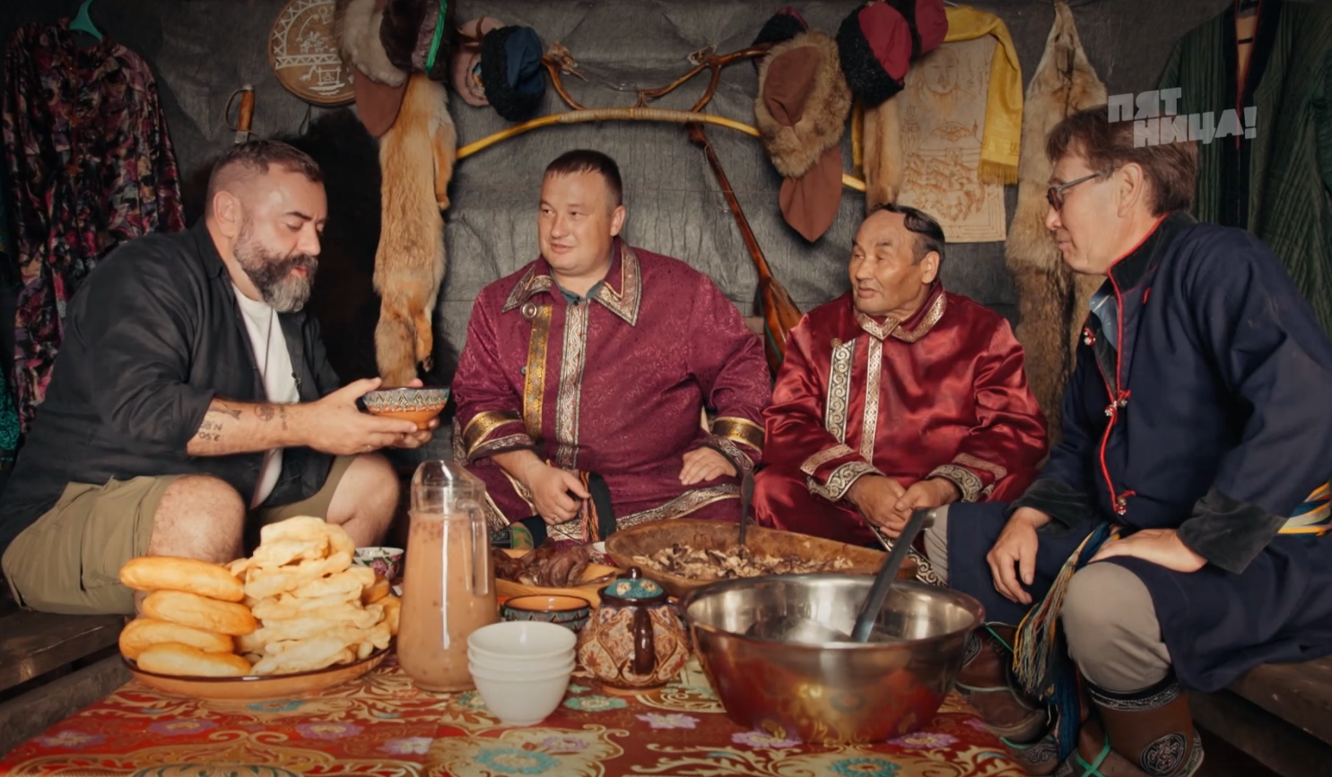 Тушёные суслики и вишнёвая горчица: известный телеведущий устроил гастротур по Кузбассу