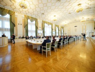 Депутаты предложили законопроект о лишении гражданства за нарушение присяги