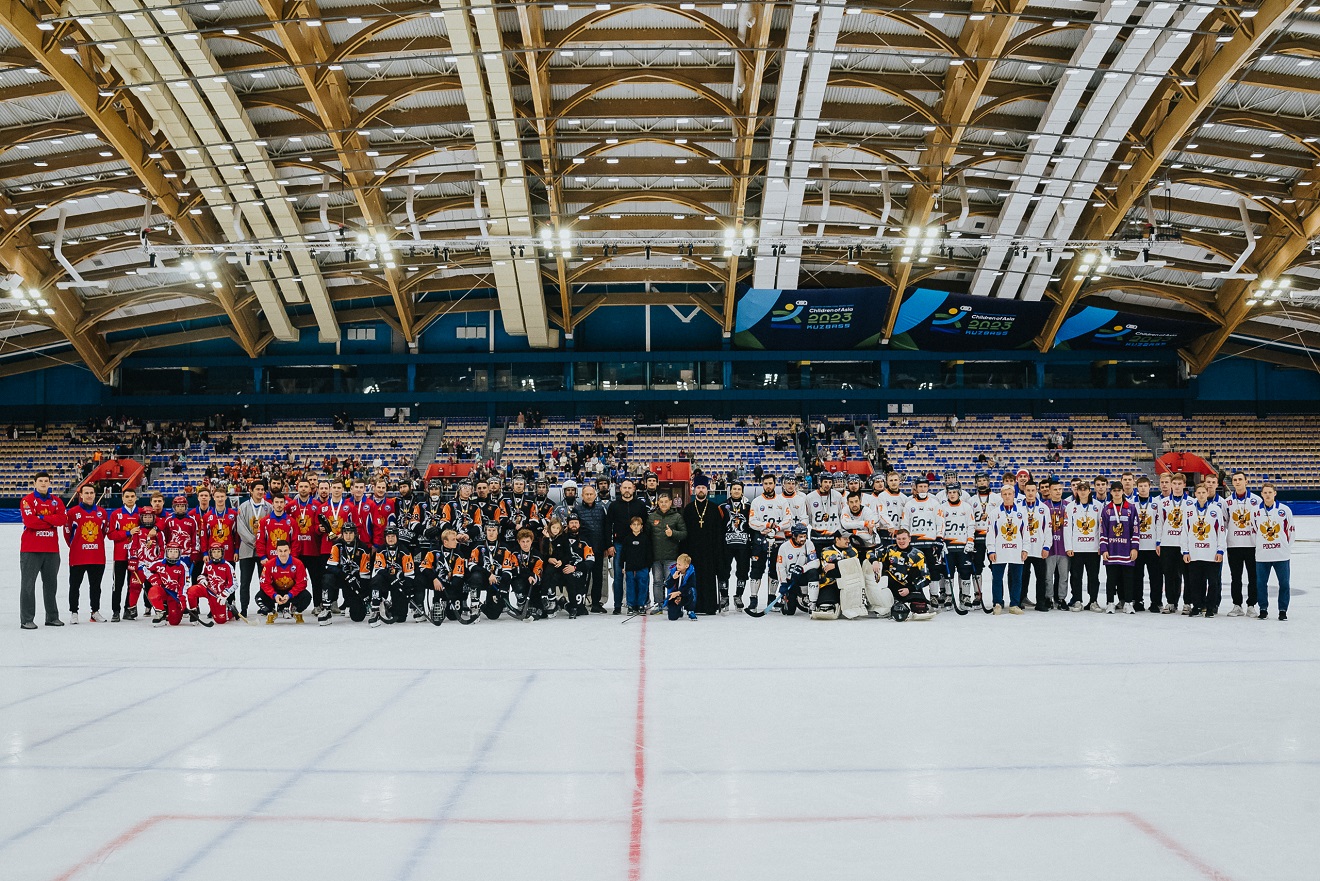 Кубок губернатора Кузбасса по хоккею с мячом разыграли в Кемерове