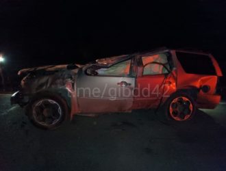 На кузбасской трассе произошло ДТП с опрокидыванием