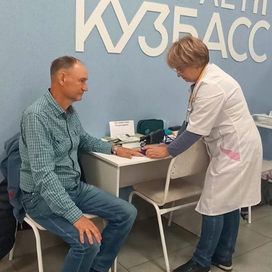 В Новокузнецке врачи проводят консультации на избирательных участках