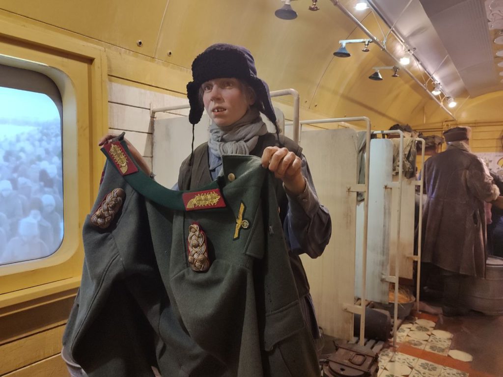«История без прикрас»: в Кузбасс прибыл «Поезд победы»