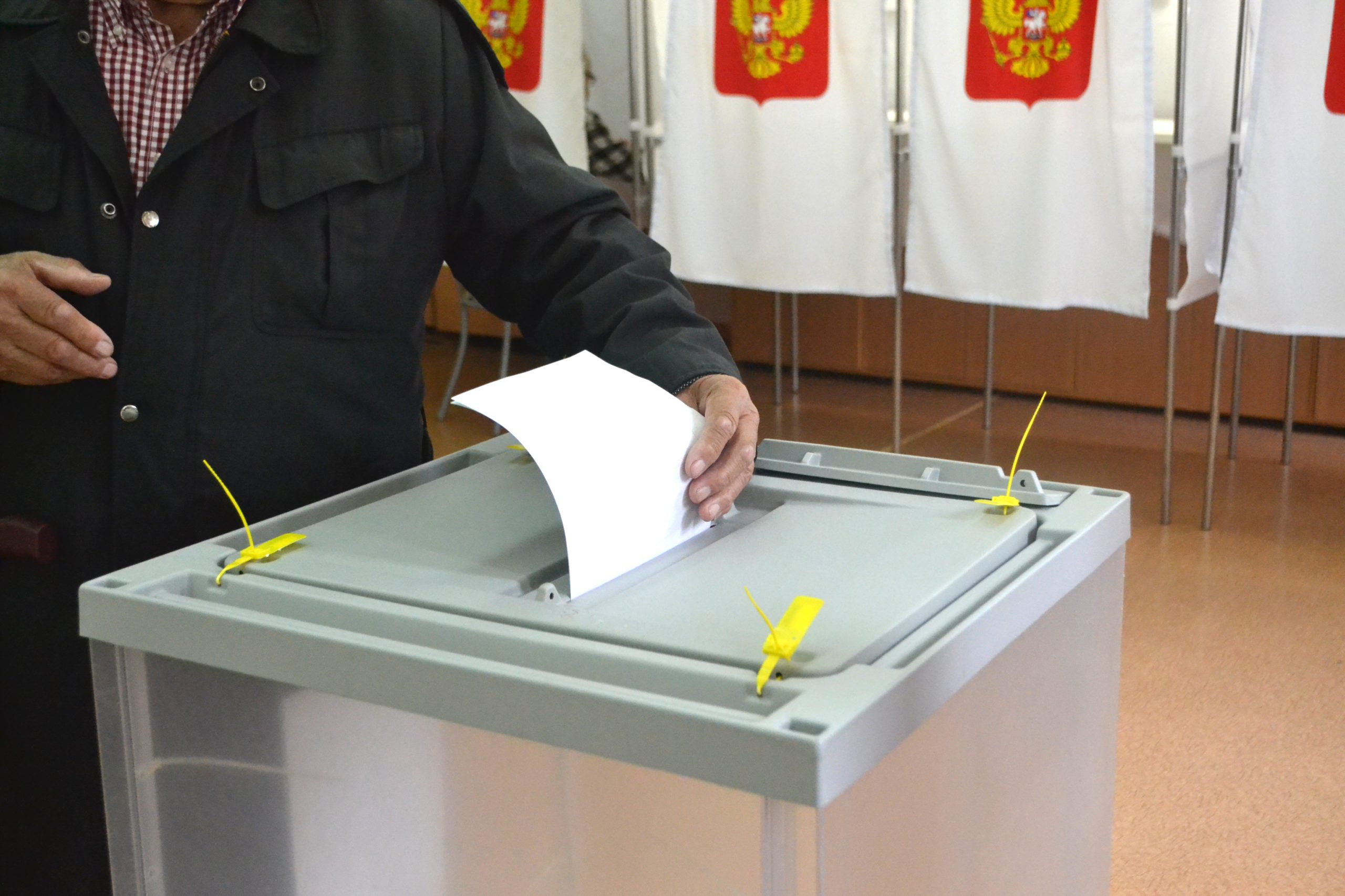 В Яшкино участник СВО пришел на выборы президента