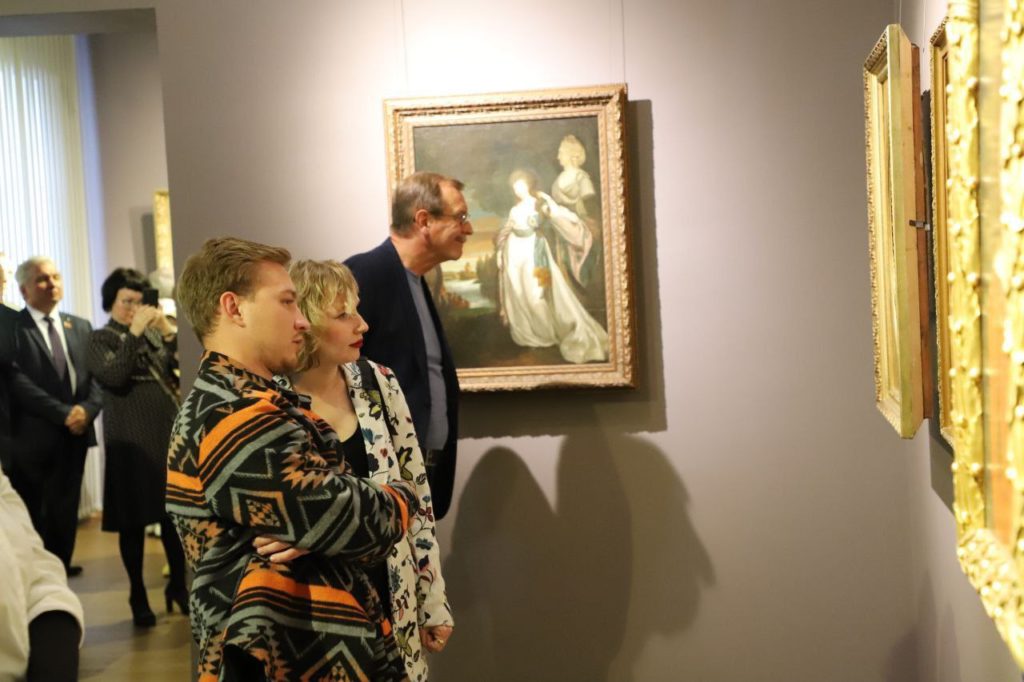 В Кемерове открылась масштабная выставка «Три века русского портрета»