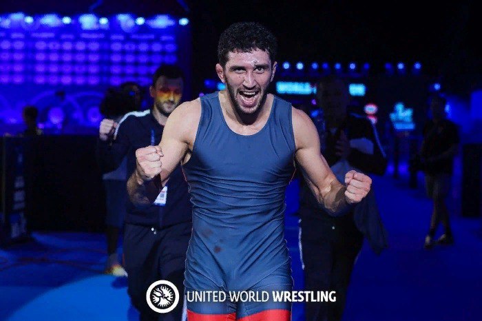 Кузбасский борец Заурбек Сидаков стал чемпионом мира