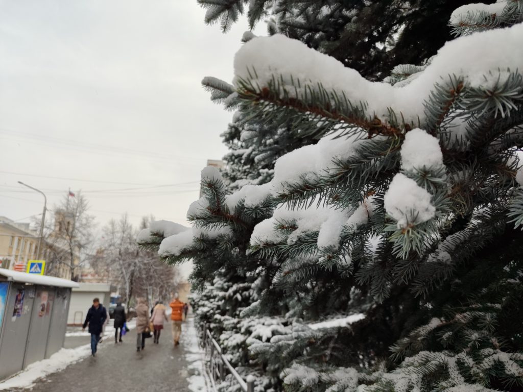 Города Кузбасса засыпало снегом