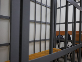 В Кузбассе 20-летняя наркоманка приобщала к наркотикам несовершеннолетнюю подружку