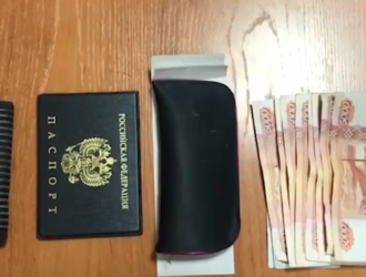 Кемеровчанин выследил пенсионерку, ударил ее и украл 50 тысяч рублей