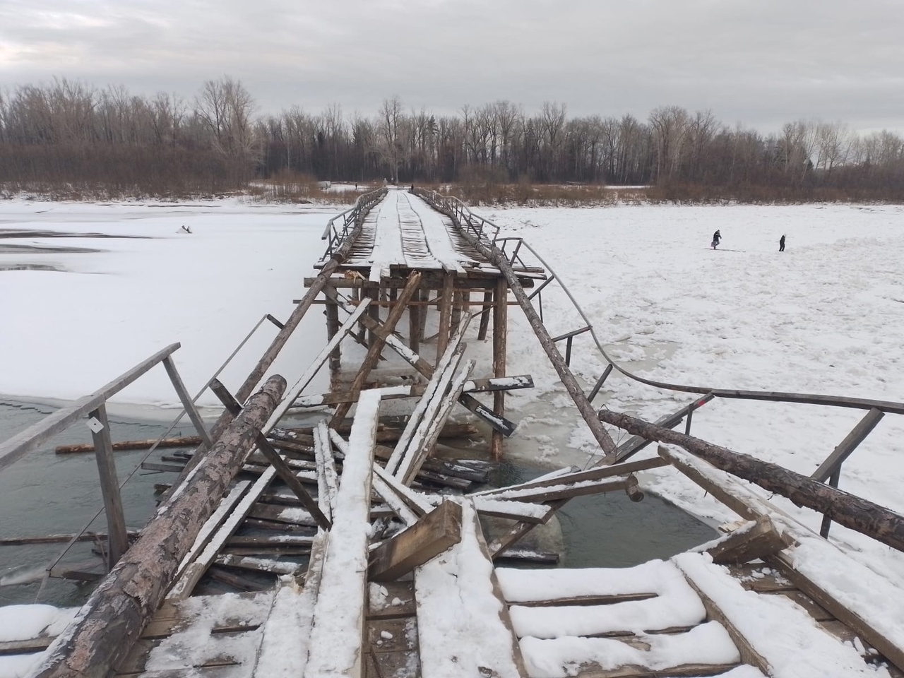 Из-за разрушенного моста три кузбасских поселка оказались изолированы