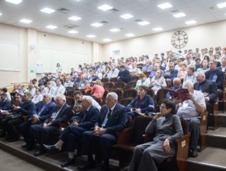 Россия снизила естественную убыль населения в 2023 году