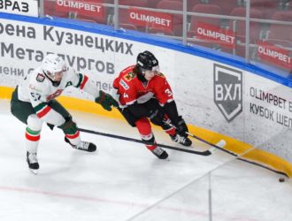 «Кузнецкие Медведи» одолели казанский «Ирбис» по буллитам