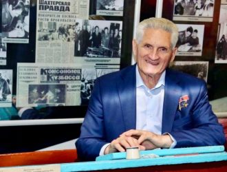 Президент России наградил Орденом Гагарина Бориса Волынова