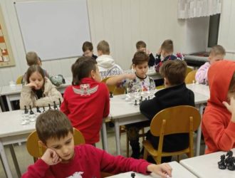 Шахматисты новокузнецкой гимназии №44 стали лучшими в городском турнире