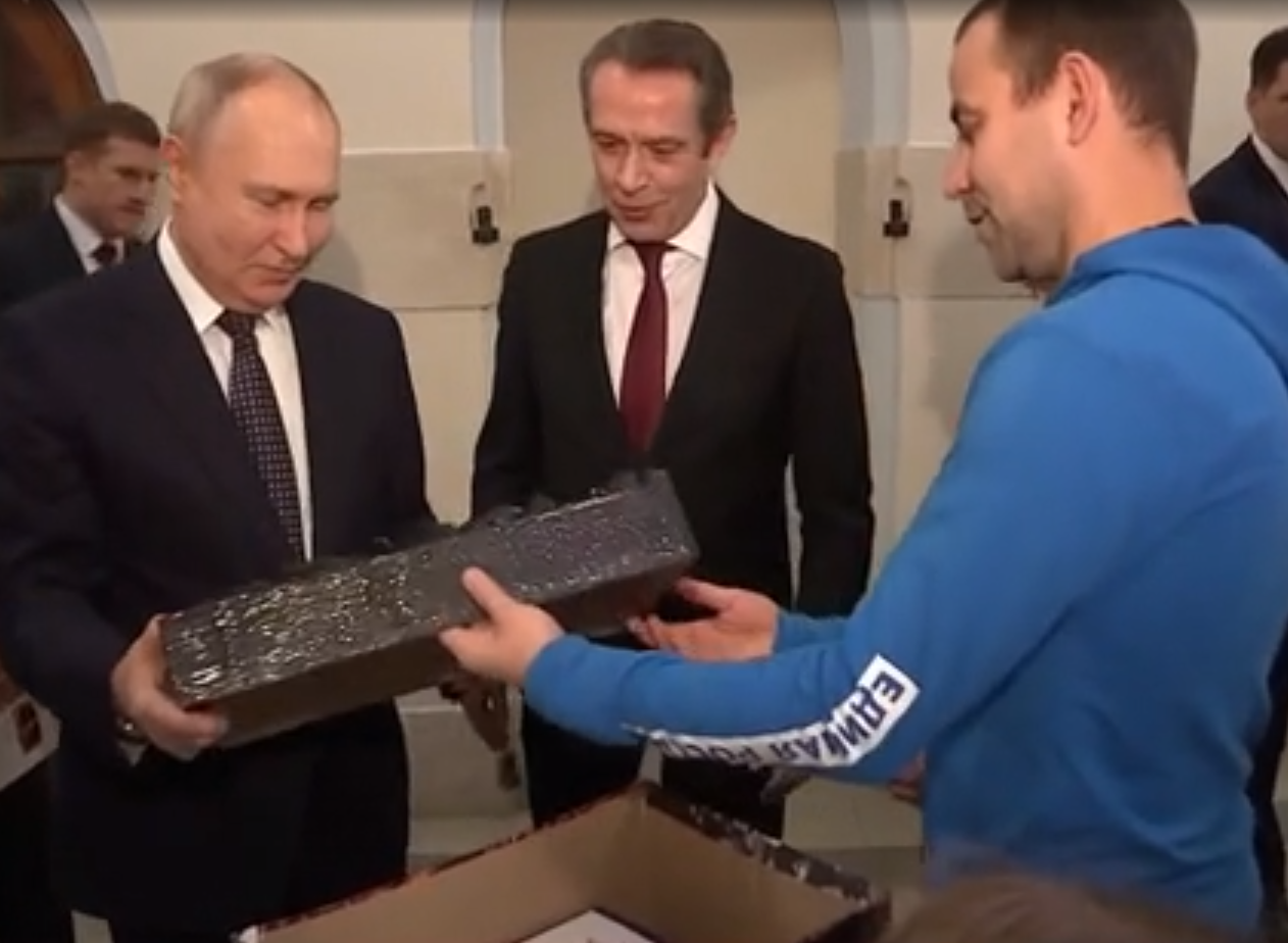 Владимир Путин поблагодарил кузбассовцев за поддержку