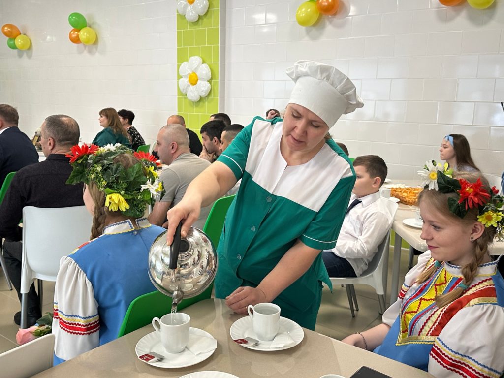 В Новокузнецком округе капитально отремонтировали школьную столовую