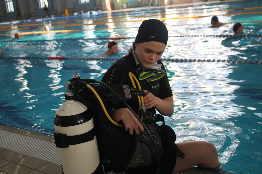Фоторепортаж: турнир по подводным шашкам в Кемерове