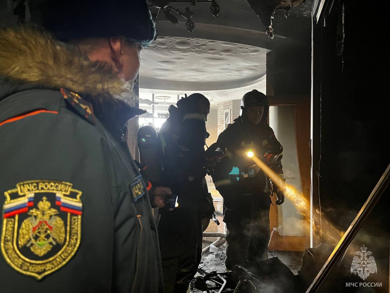 В Новокузнецке случился пожар в высотном доме