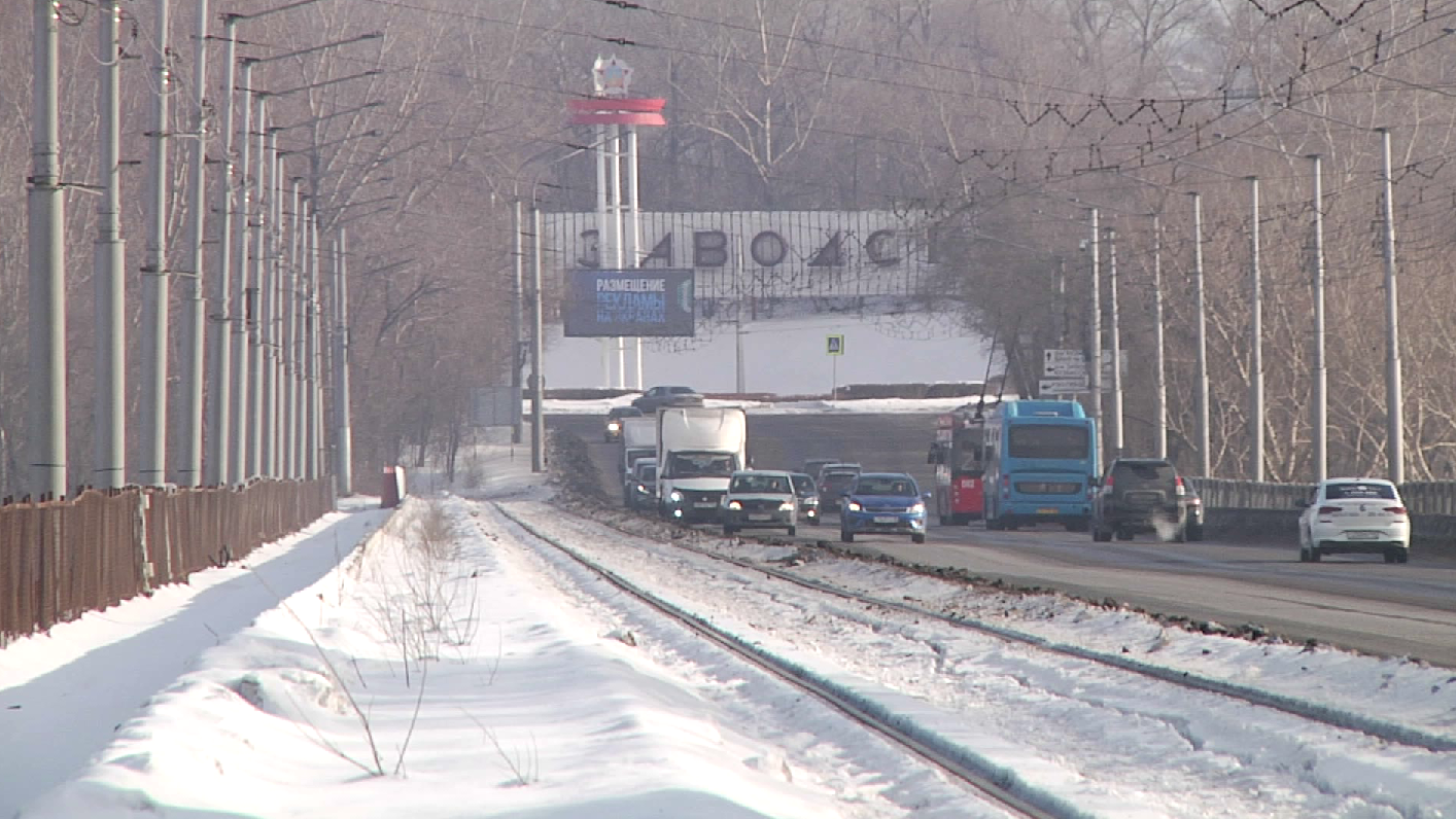 Мэр Новокузнецка сообщил, когда введут ограничения для транспорта на Запсибовском мосту