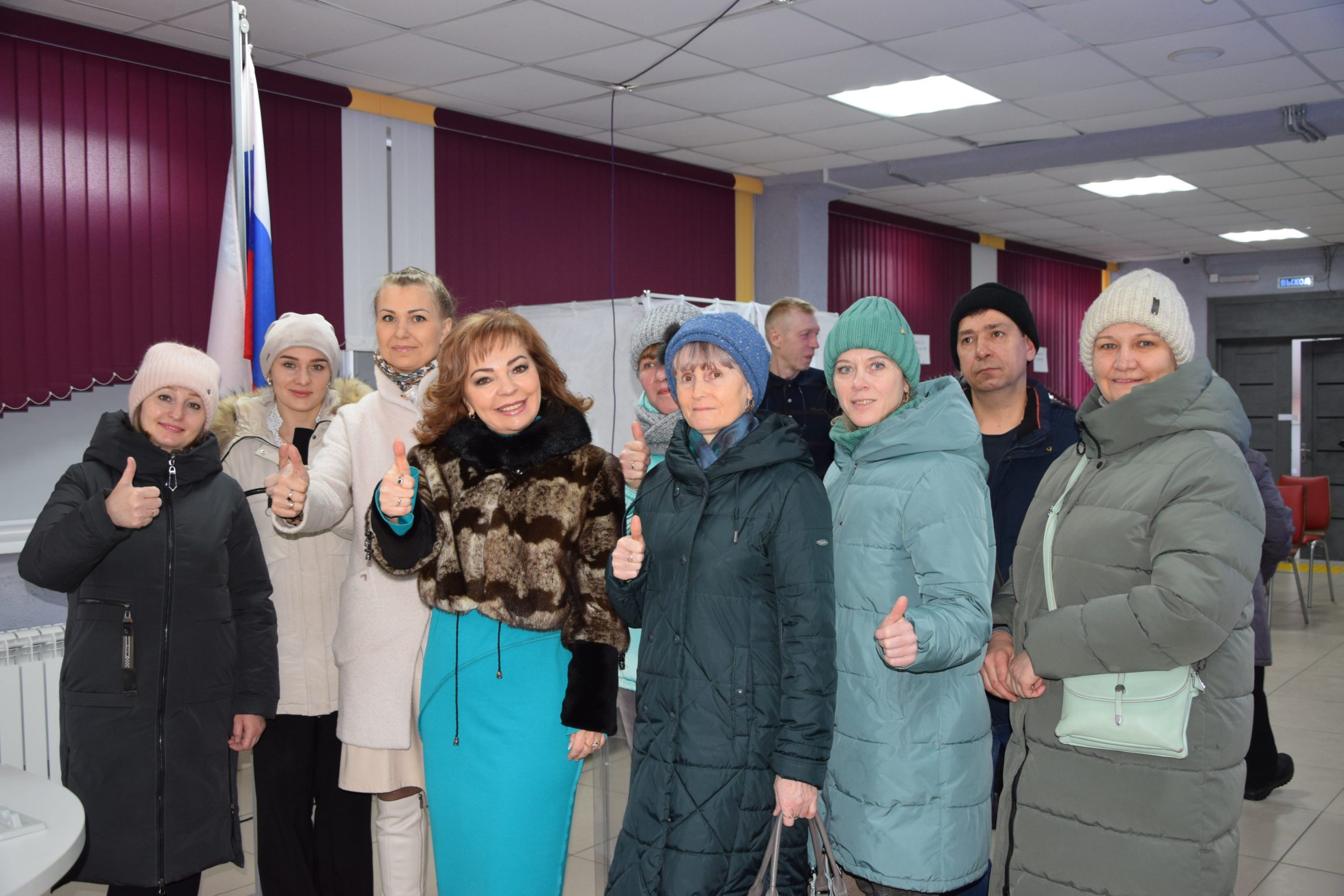 В Гурьевске избиратели приходят на выборы рабочими коллективами