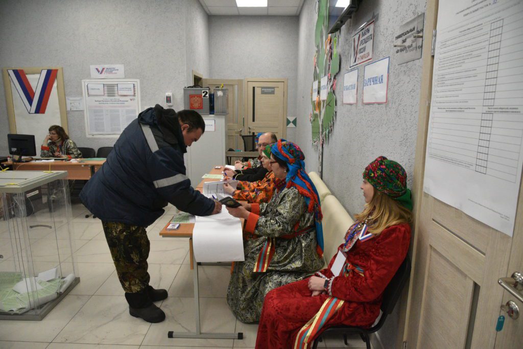 В селе Заречное выборы проходят с национальным колоритом