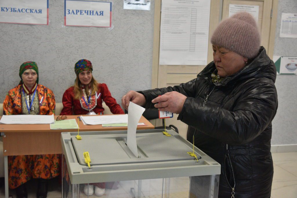 В селе Заречное выборы проходят с национальным колоритом