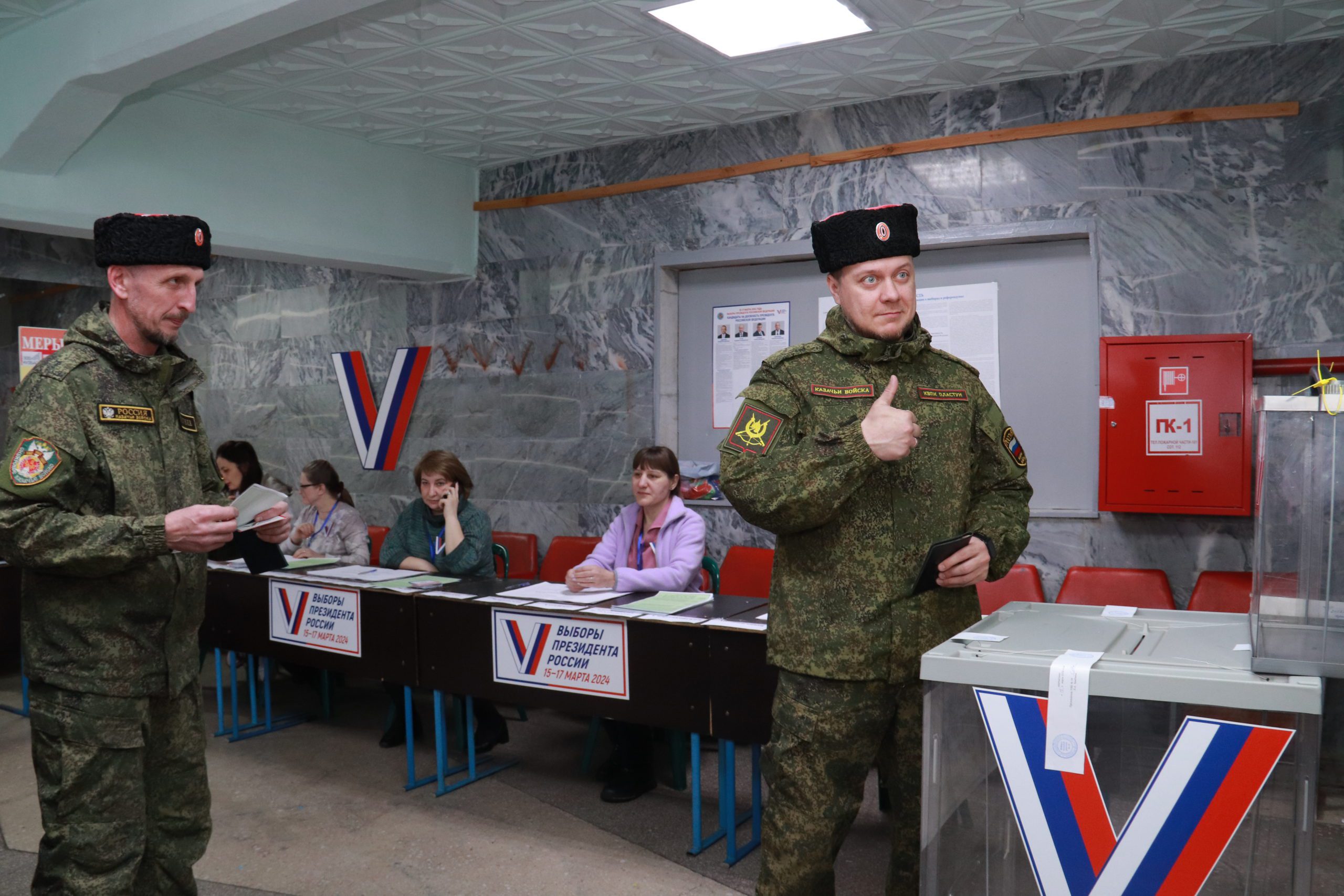 В Кузбассе выборы президента объединяют народы России