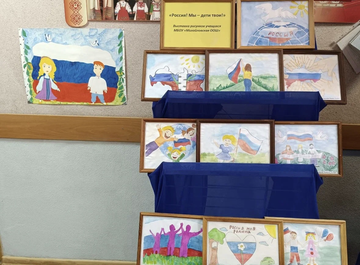 В Прокопьевском МО на избирательных участках представлены выставки