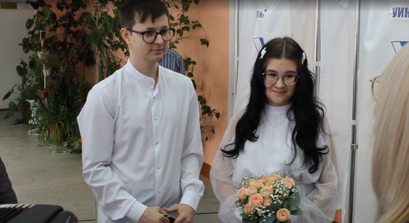 В день свадьбы молодожёны из Кемерова проголосовали на выборах президента  